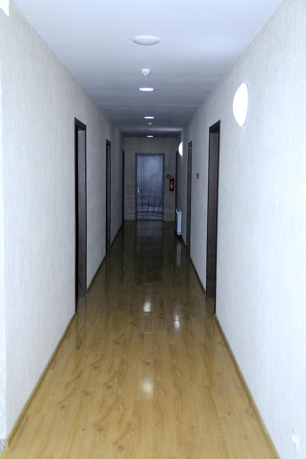 Iveria Hotel Khashuri Екстер'єр фото